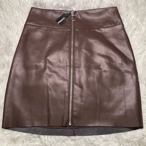 Express faux leather skirt size 0 NWT